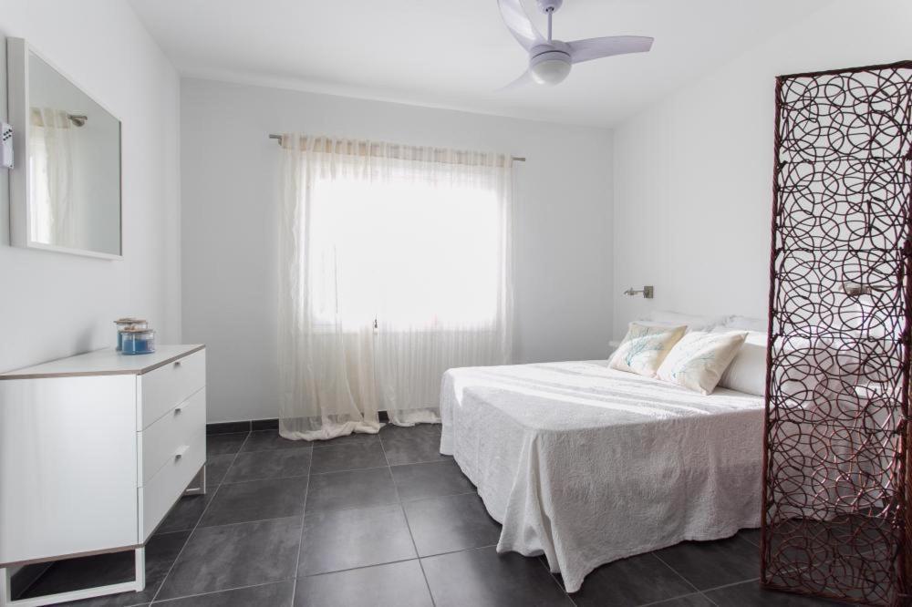 Apartamentos Gama 칼라 갈다나 외부 사진