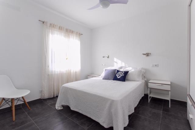 Apartamentos Gama 칼라 갈다나 외부 사진